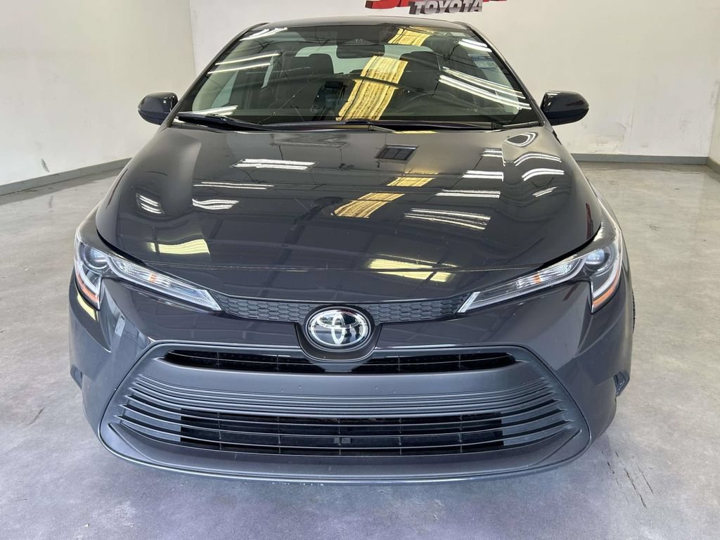 Used 2024 Toyota Corolla LE FWD image 8