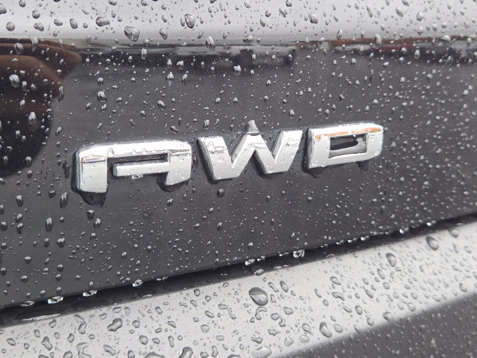Used 2023 GMC Acadia SLT w/ Technology Package AWD/4WD image 7