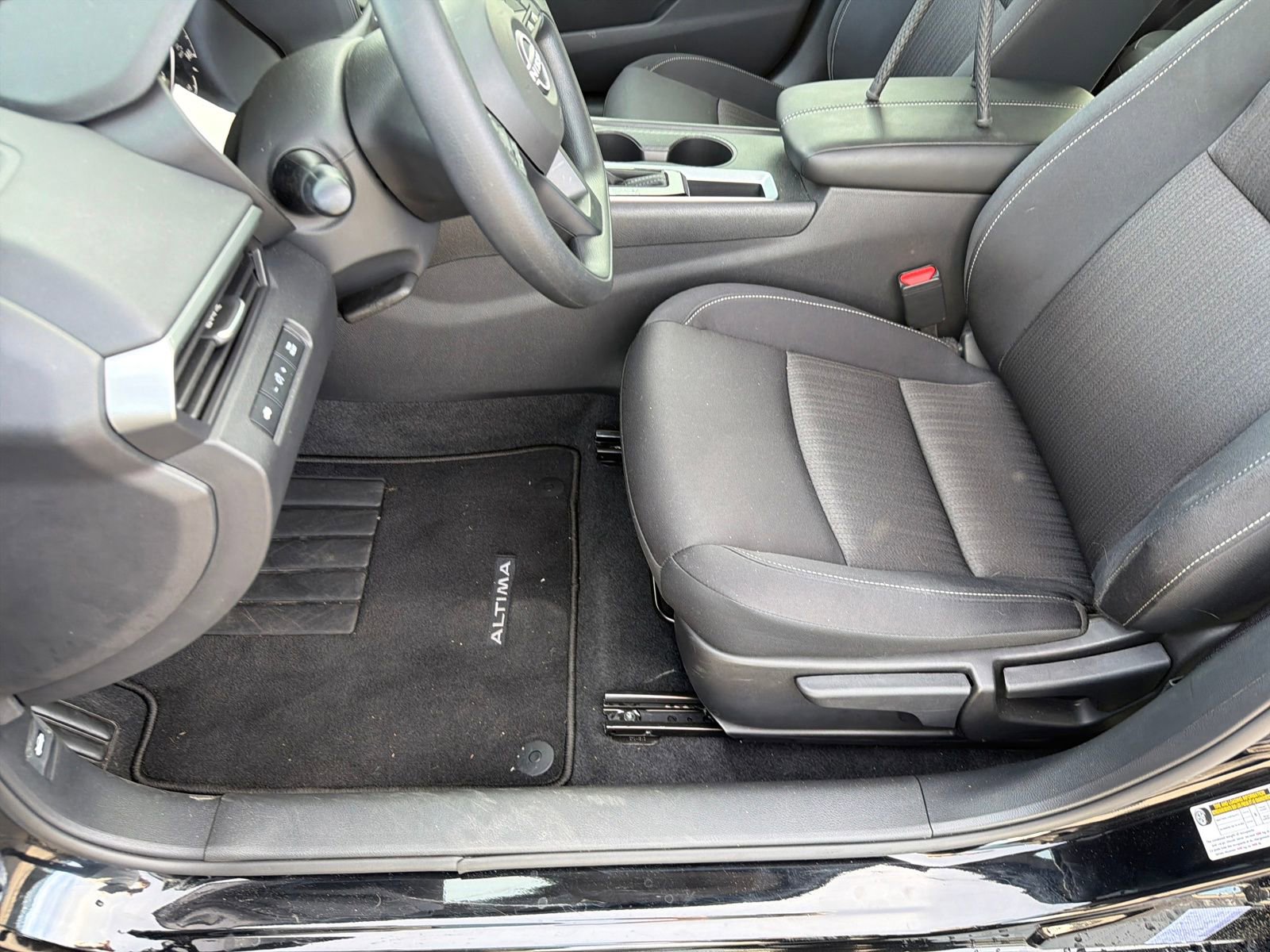 Certified 2025 Nissan Altima 2.5 S image 17