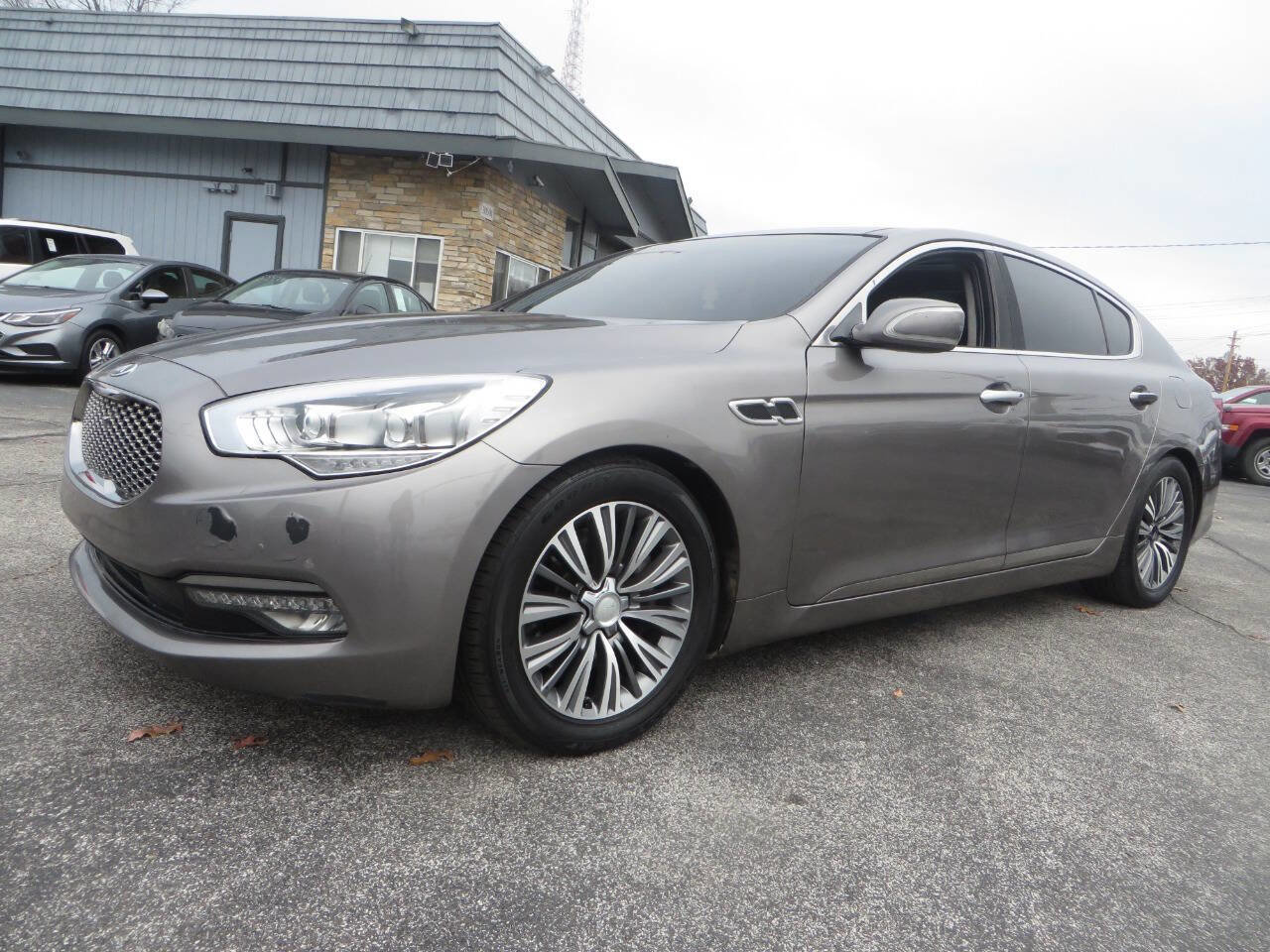 Used 2016 Kia K900 Luxury image 4
