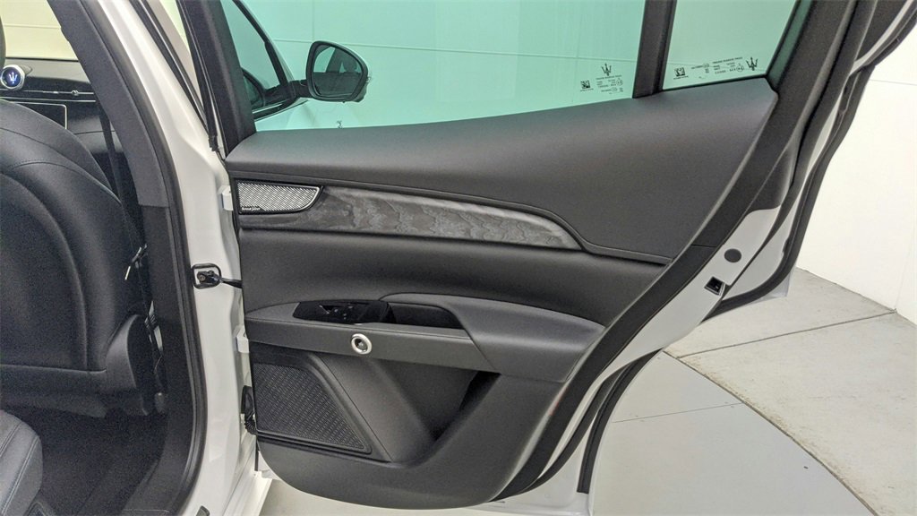 New 2024 Maserati Grecale GT image 74