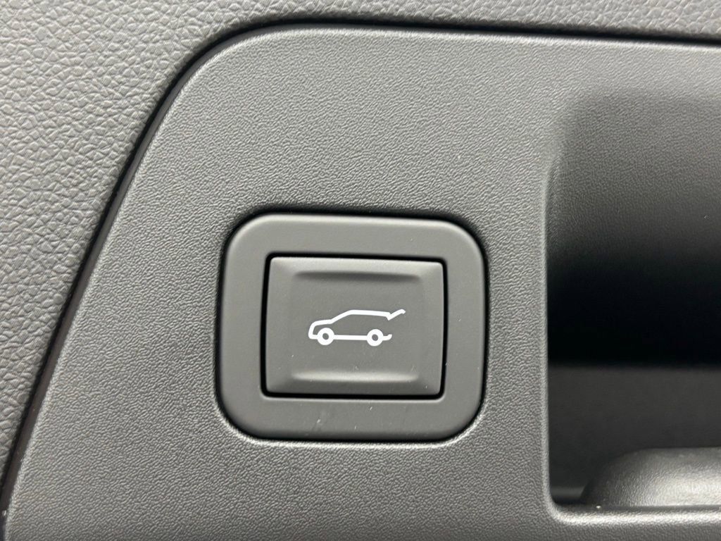 New 2025 Buick Envision Sport Touring image 16