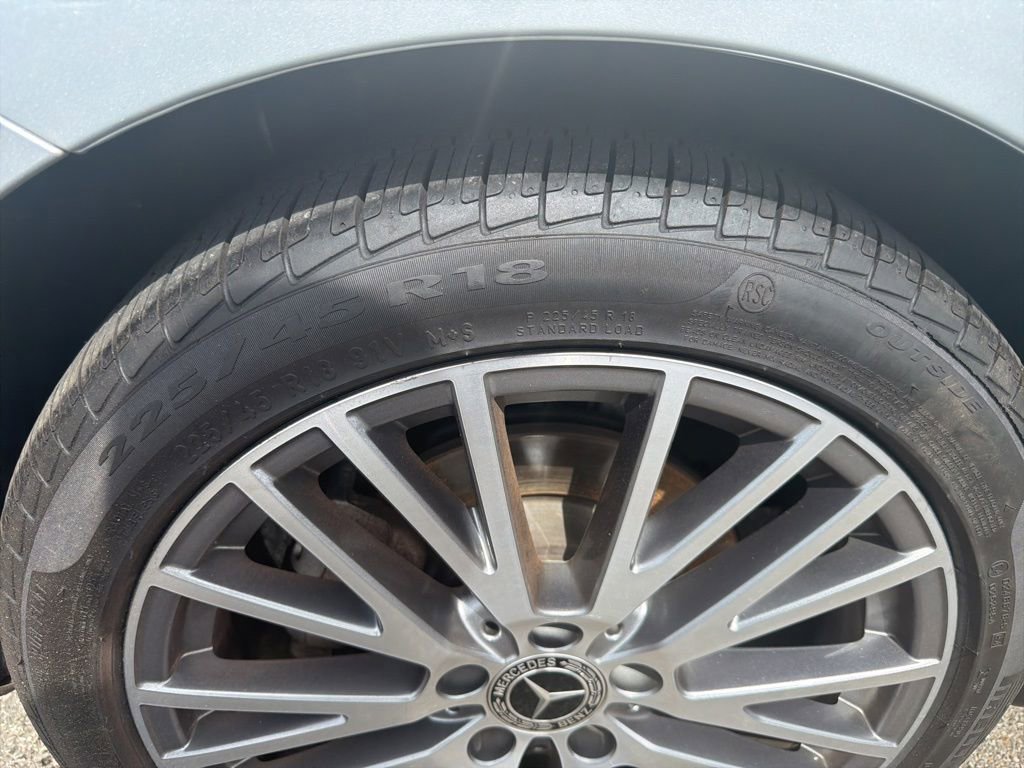 Used 2025 Mercedes-Benz CLA 250 image 6