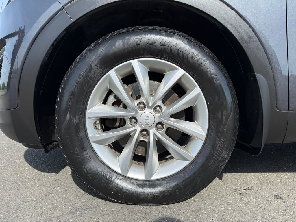 Used 2018 Kia Sorento LX AWD/4WD image 11
