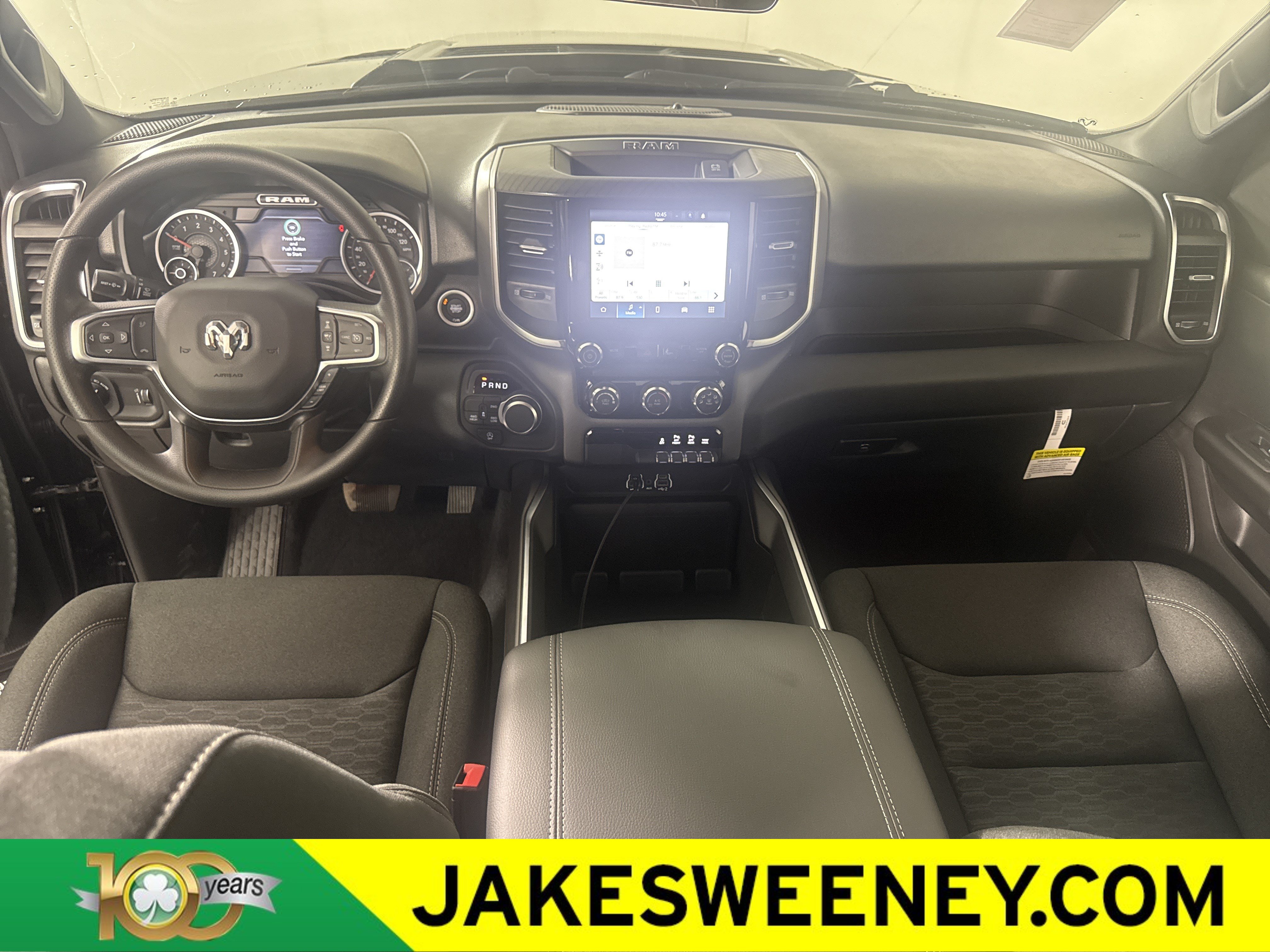 New 2026 RAM 1500 Express AWD/4WD image 15