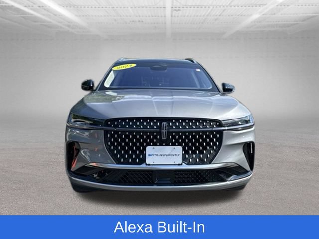 Used 2024 Lincoln Nautilus Reserve AWD/4WD image 3