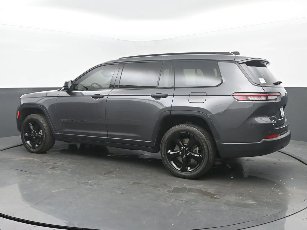 Used 2023 Jeep Grand Cherokee L Laredo AWD/4WD image 3
