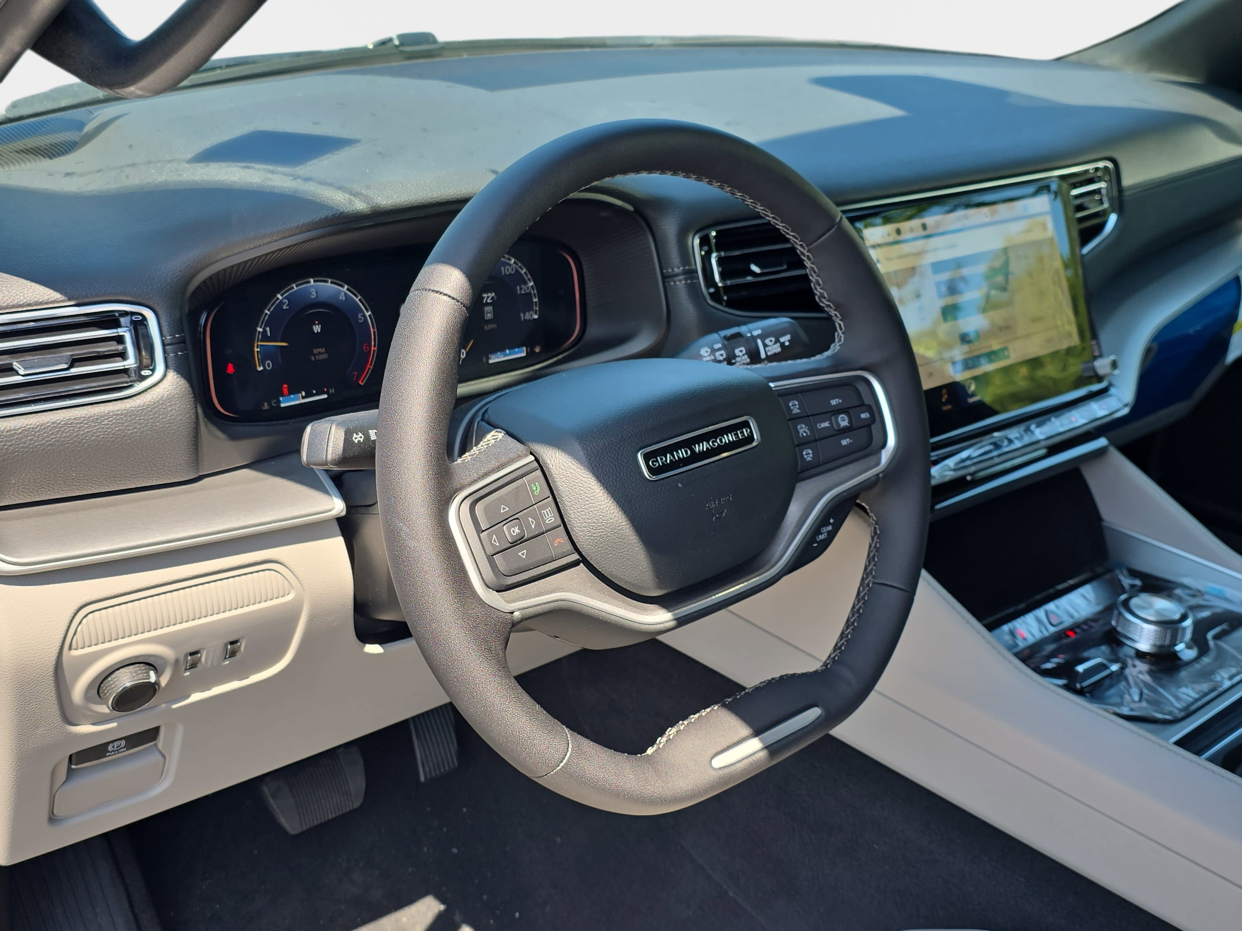 New 2026 Jeep Grand Wagoneer L 4WD w/ Premium Group I image 31