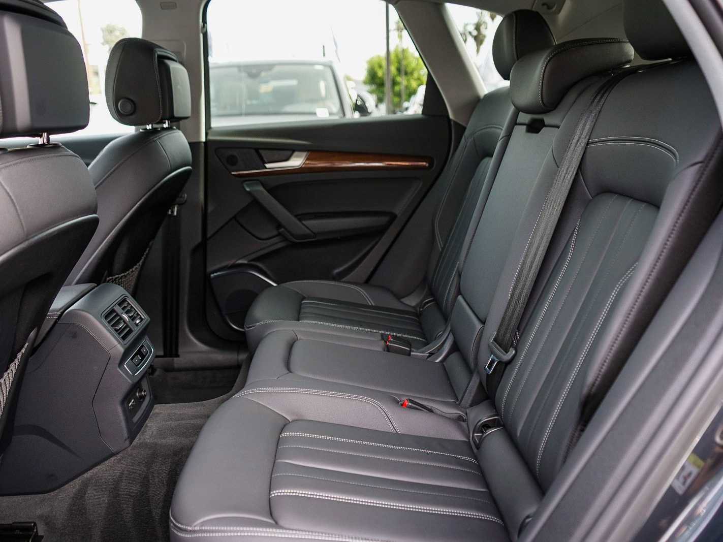 Used 2022 Audi Q5 2.0T Premium image 17