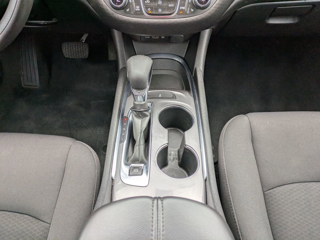 Used 2023 Chevrolet Malibu LT image 19