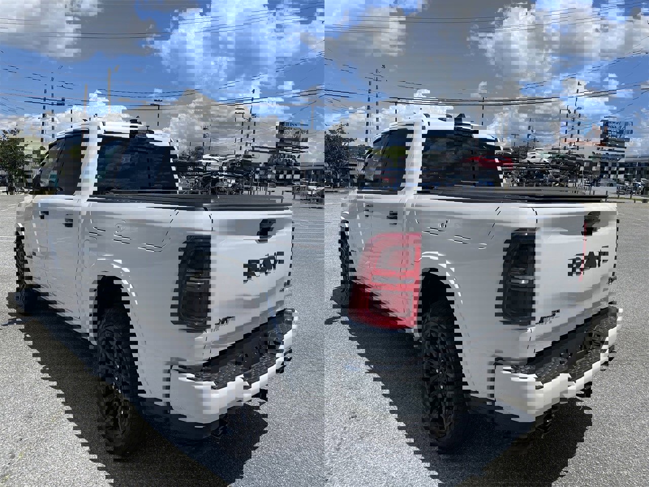 New 2025 RAM 1500 Limited image 24