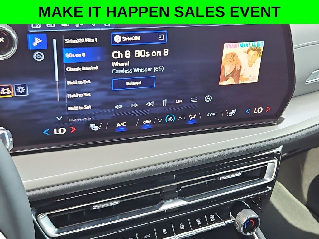 Used 2025 Chevrolet Traverse LT w/ Driver Confidence Package FWD image 18