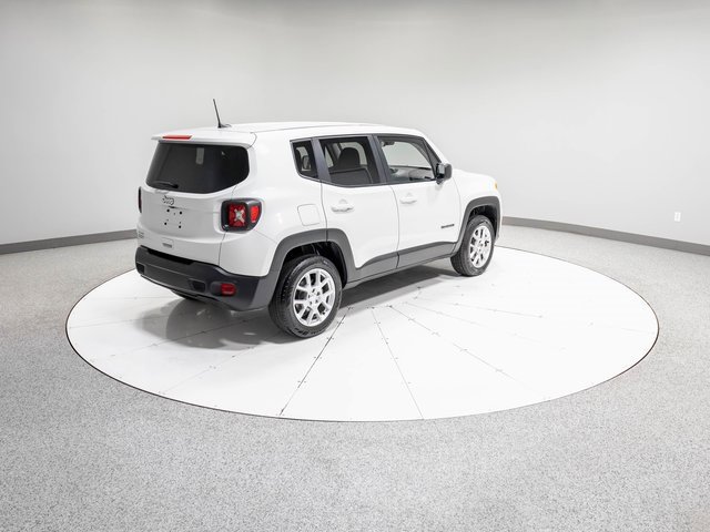 Used 2023 Jeep Renegade Latitude image 28
