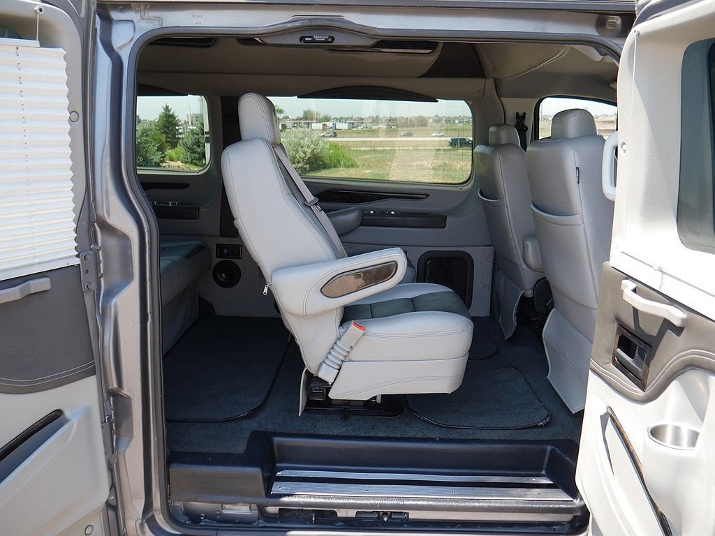 Used 2022 Ford Transit 150 Low Roof AWD image 57