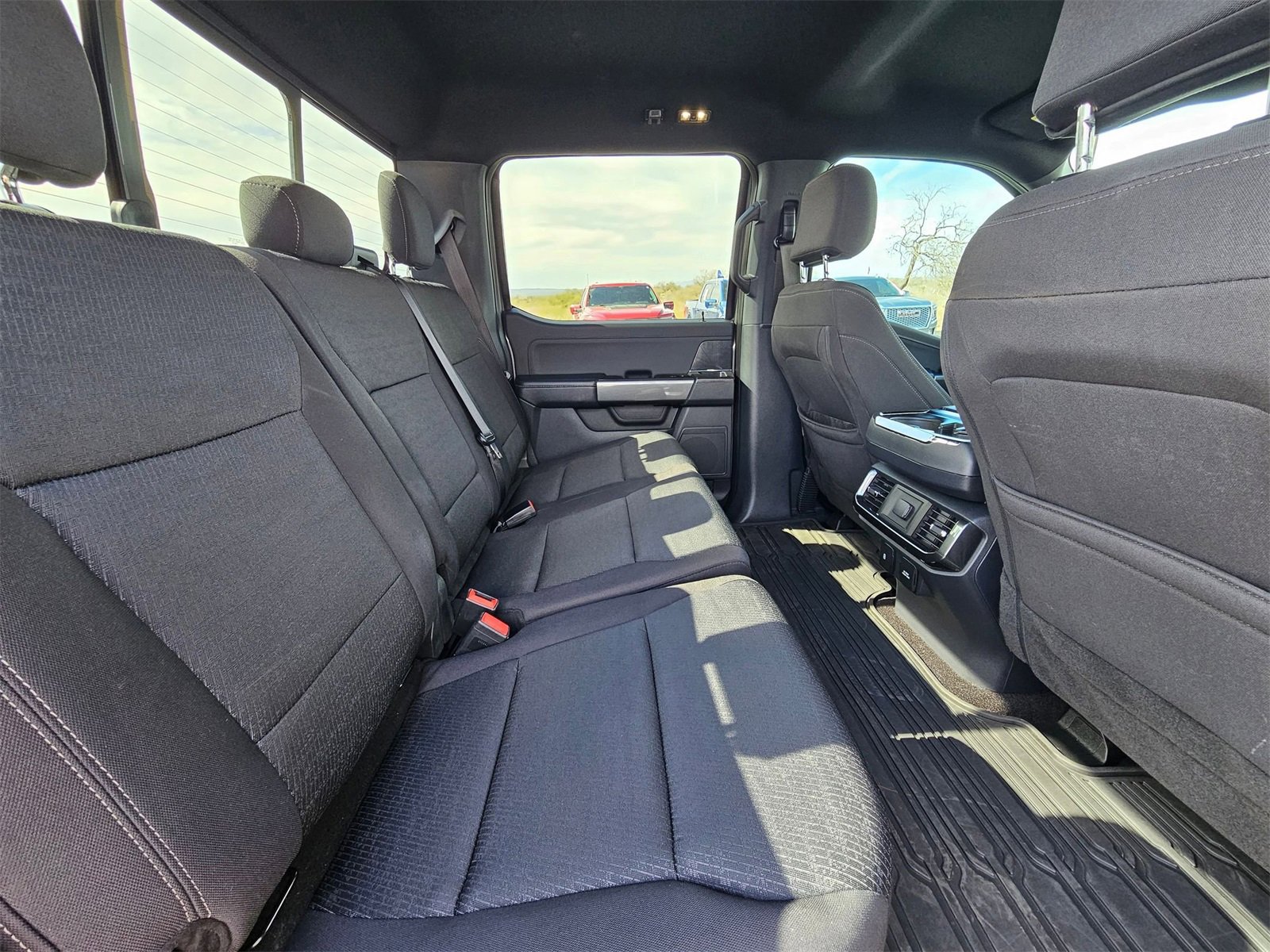 Certified 2022 Ford F150 XLT w/ Equipment Group 302A High image 22