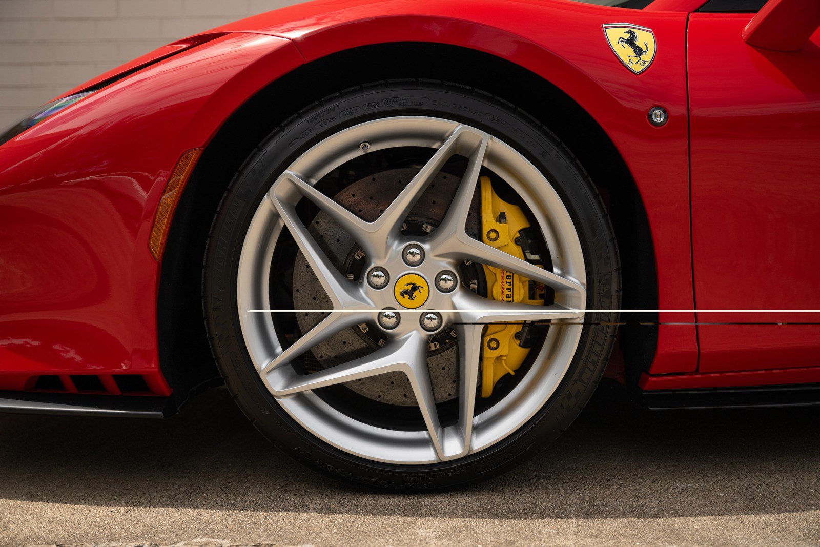 Used 2023 Ferrari F8 Tributo RWD image 15