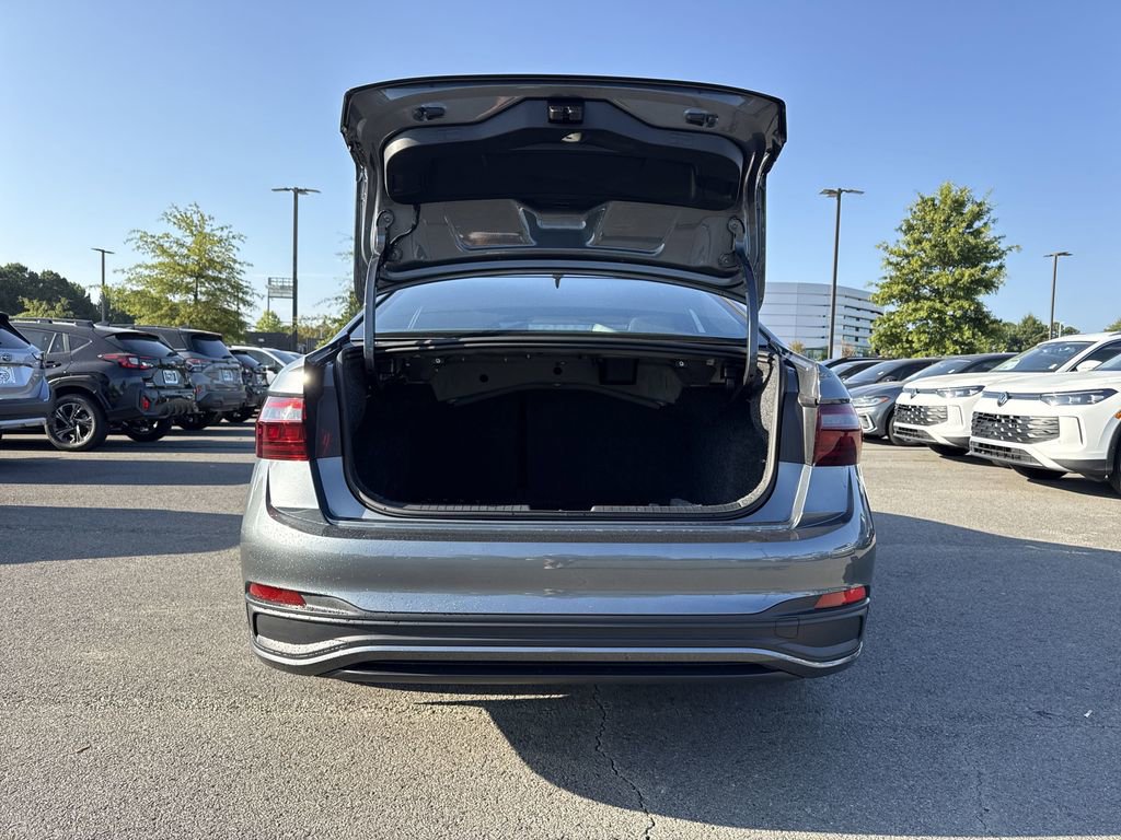 New 2025 Volkswagen Jetta Sport image 15