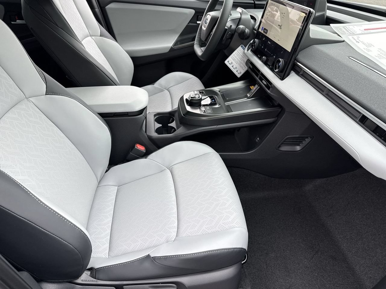 New 2026 Subaru Solterra AWD/4WD image 8