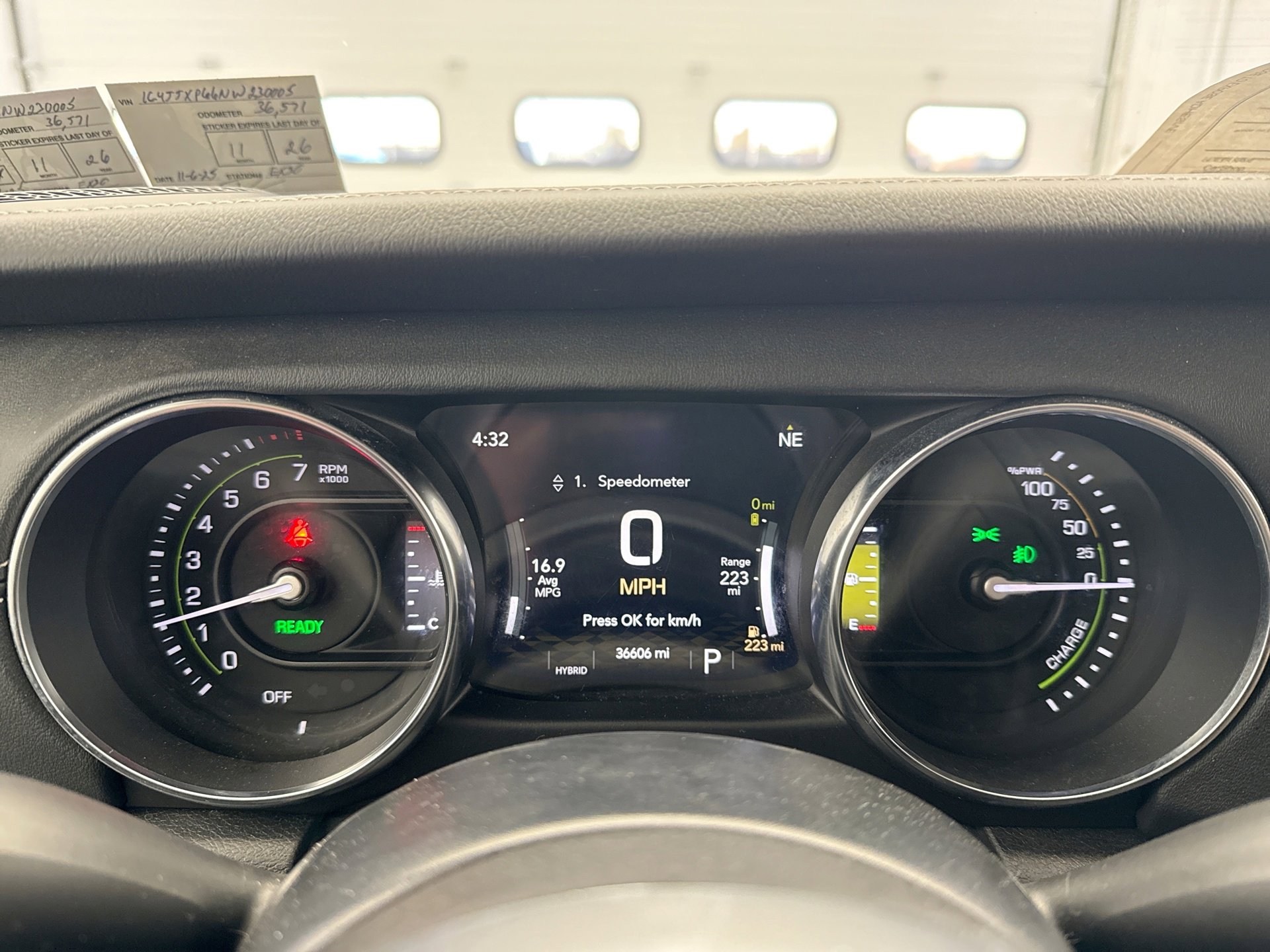 Used 2022 Jeep Wrangler Unlimited Sahara w/ Cold Weather Group image 13