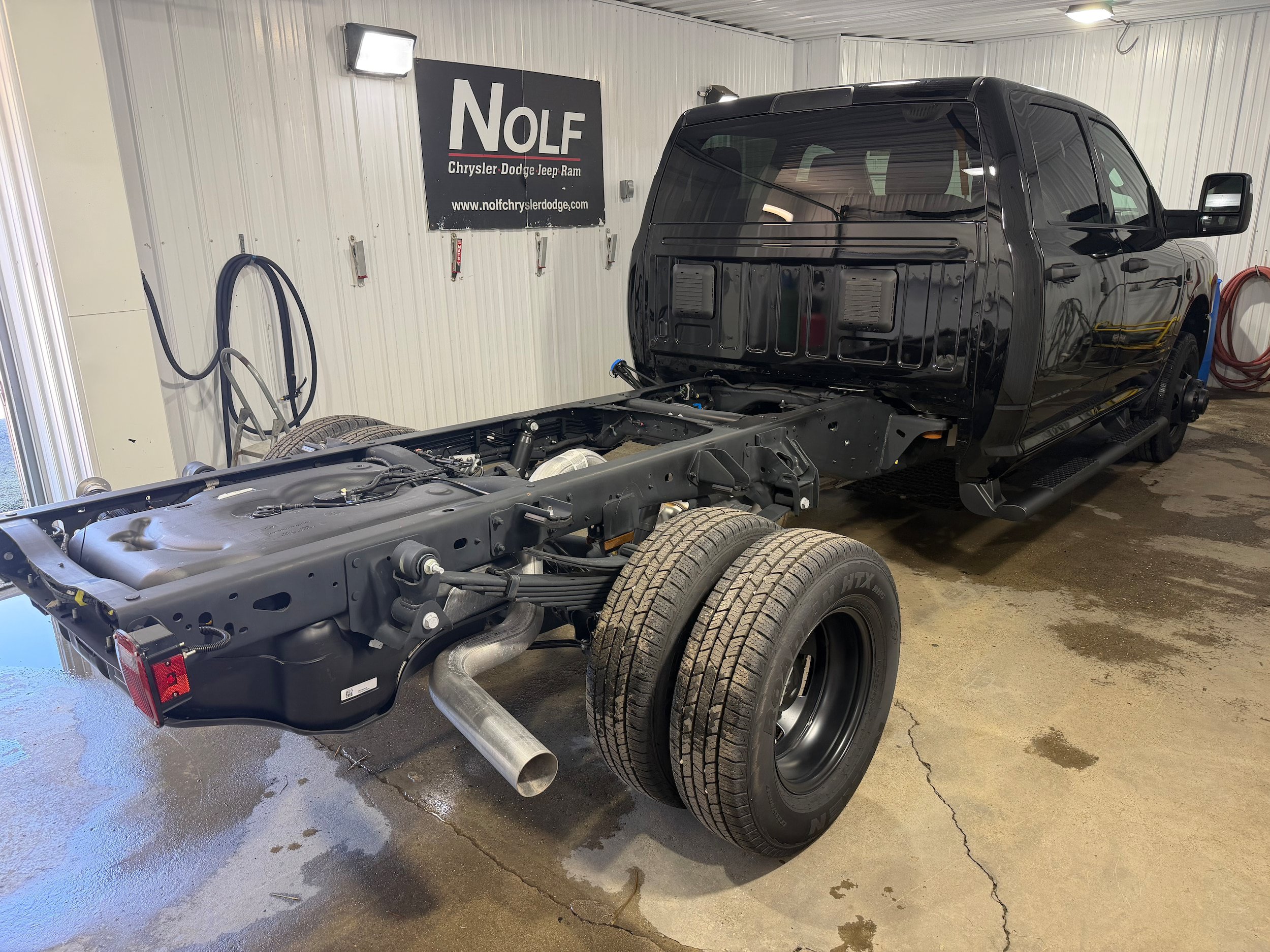 New 2026 RAM 3500 Tradesman AWD/4WD image 6