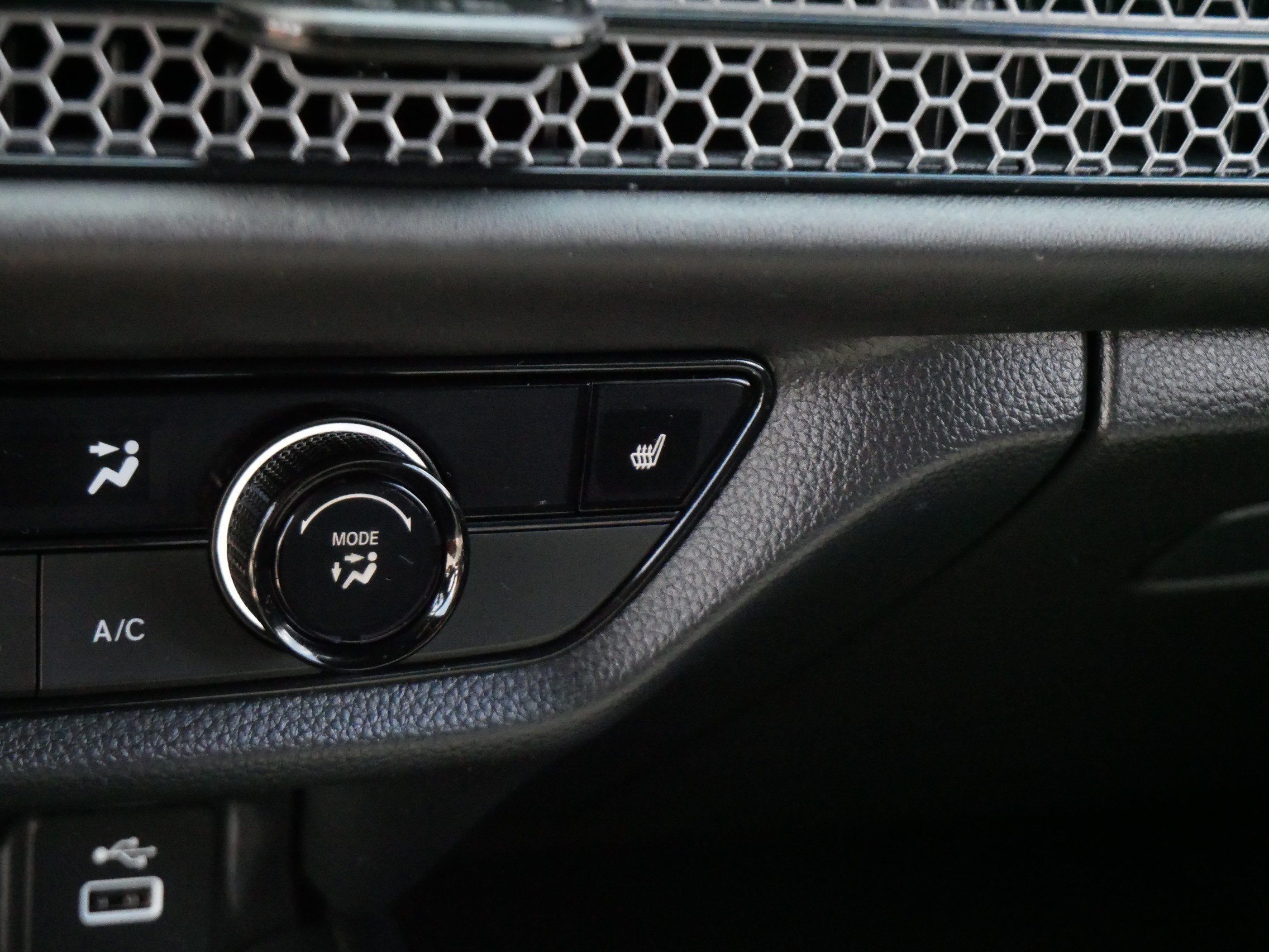 Certified 2024 Honda HR-V Sport image 29