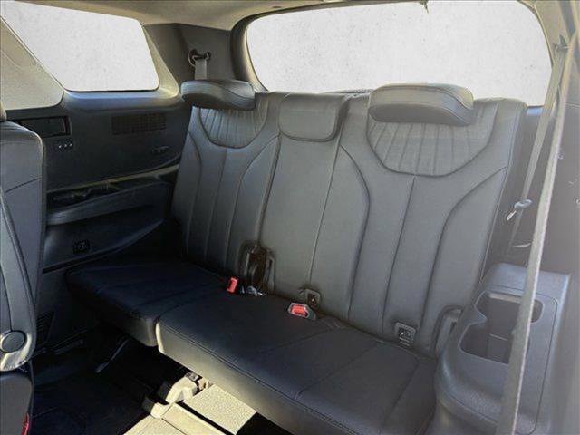 Used 2024 Hyundai Palisade Limited image 17