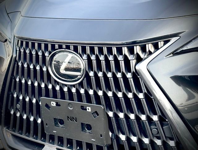 Used 2024 Lexus NX 350 AWD image 3