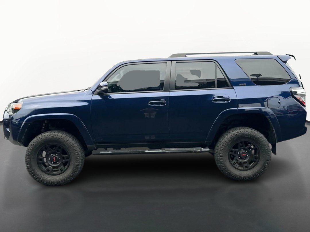 Used 2018 Toyota 4Runner SR5 Premium AWD/4WD image 6