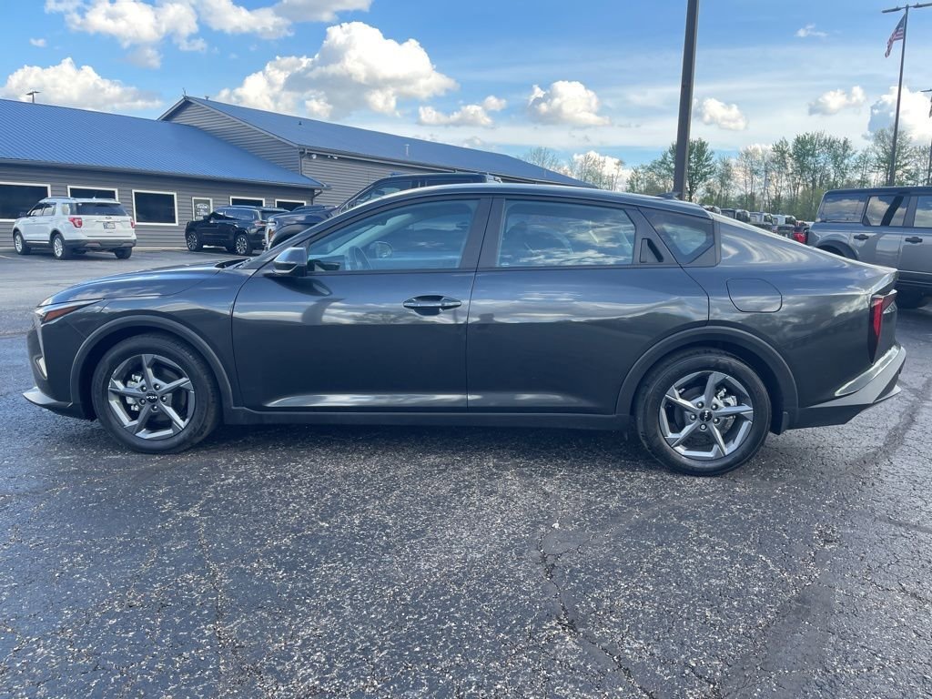 Used 2025 Kia K4 FWD image 3