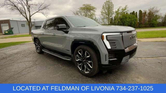 Used 2024 GMC Sierra EV Denali AWD/4WD image 2