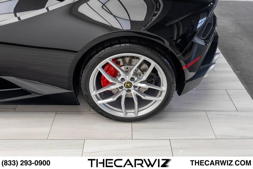 Used 2016 Lamborghini Huracan LP 580-2 RWD image 16