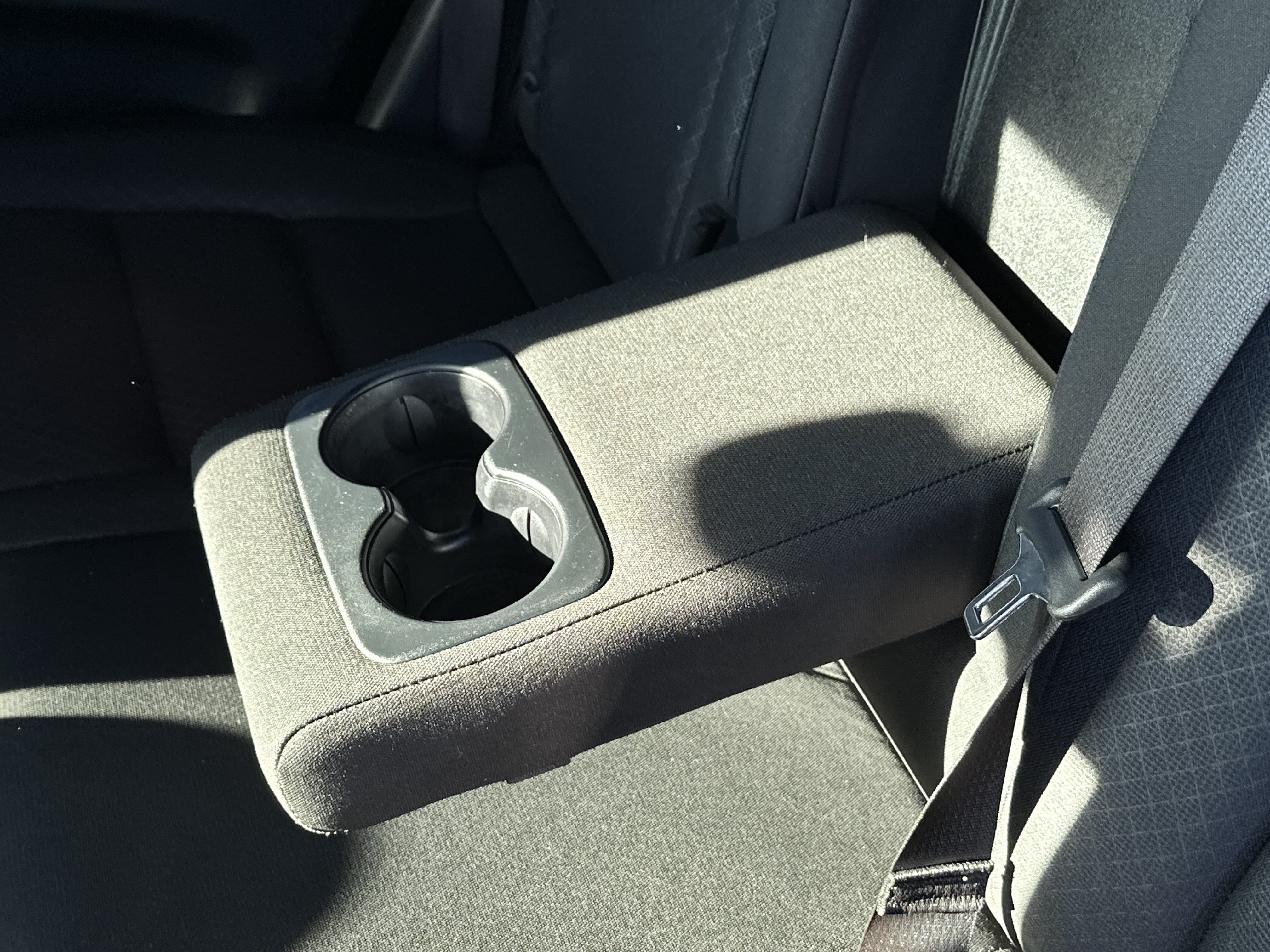 Used 2020 Jeep Grand Cherokee Laredo AWD/4WD image 14