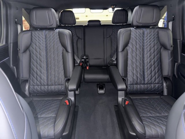 Used 2025 Cadillac Escalade IQ Luxury 1 image 31