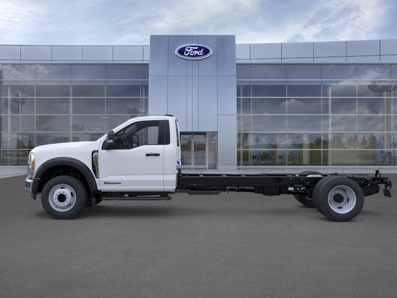 New 2025 Ford F600 2WD Regular Cab Super Duty w/ XL Chrome Package image 3