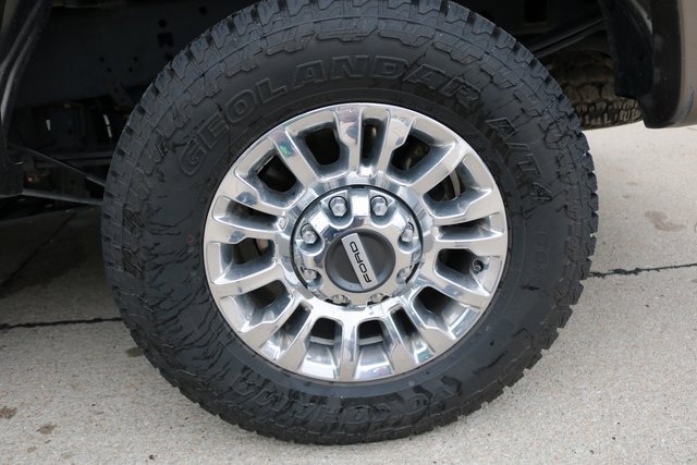 Used 2022 Ford F250 Lariat w/ Chrome Package image 9