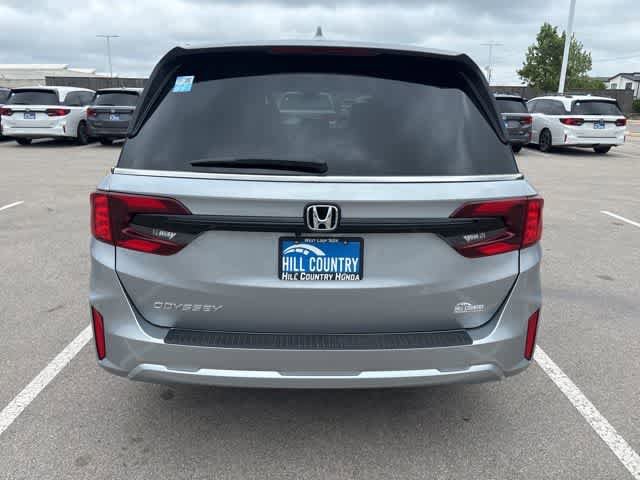 Used 2026 Honda Odyssey EX-L image 4