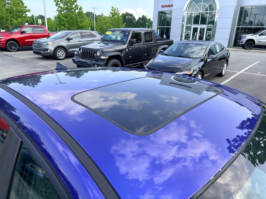 Used 2021 Hyundai Elantra SEL w/ Convenience + Premium Package FWD image 7