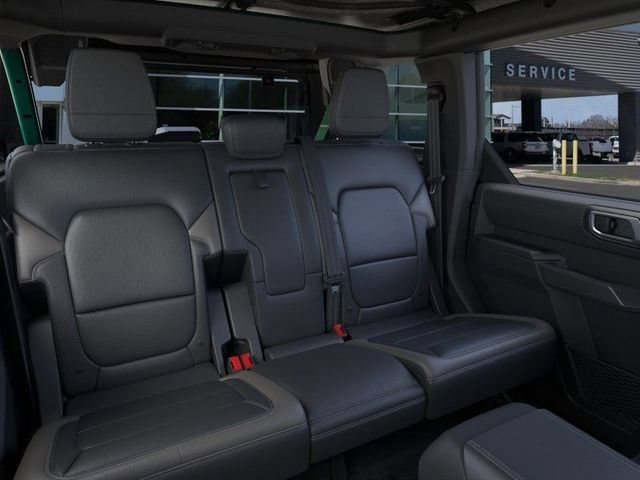 New 2025 Ford Bronco Outer Banks w/ Sasquatch Package AWD/4WD image 11