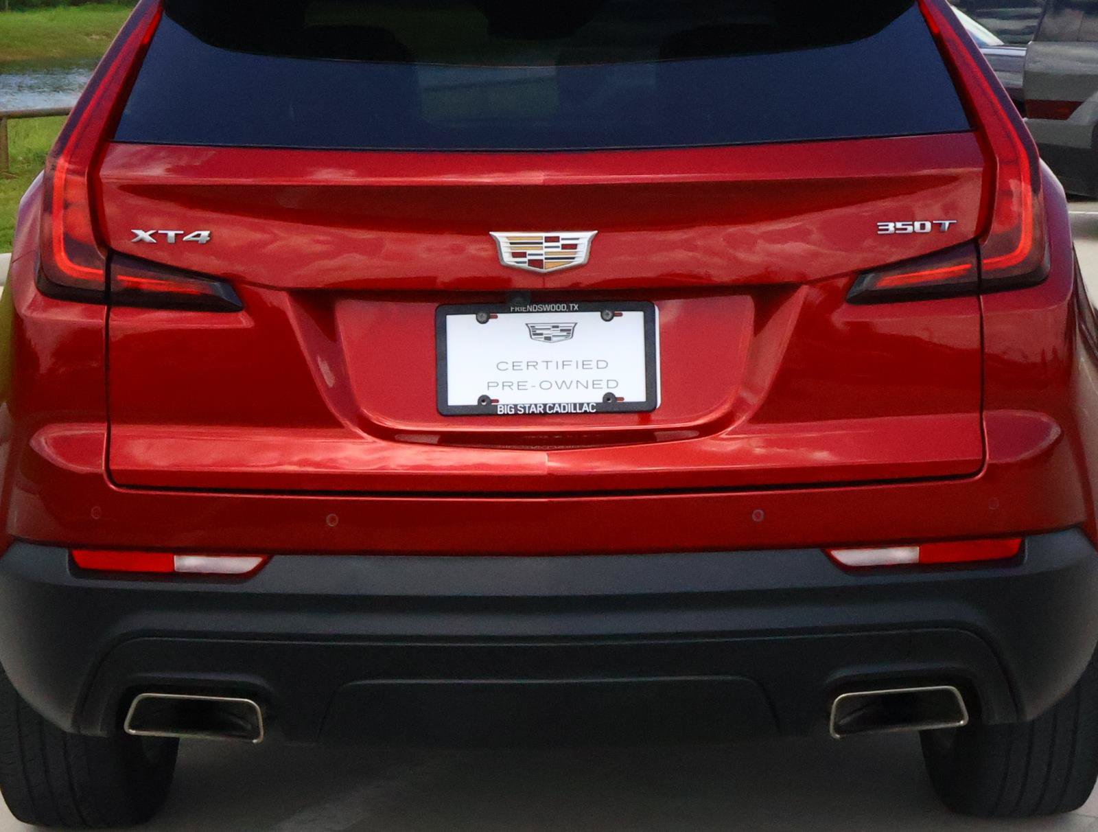 Used 2023 Cadillac XT4 Luxury w/ Cold Weather Package FWD image 10