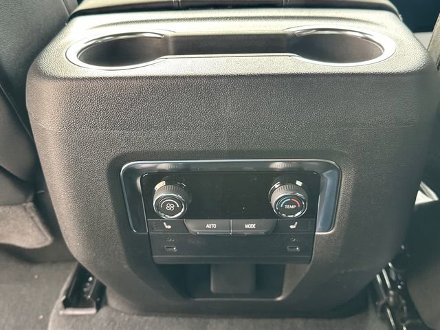 New 2026 Chevrolet Suburban LT w/ Comfort Package image 15