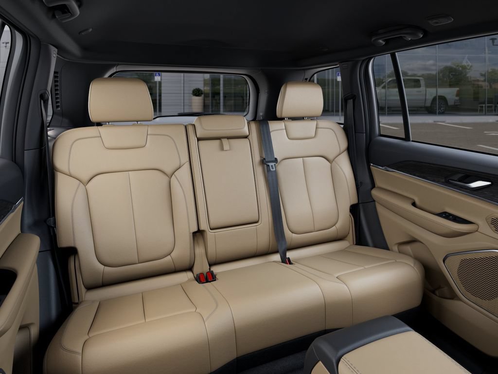 New 2026 Jeep Grand Cherokee Limited AWD/4WD image 16