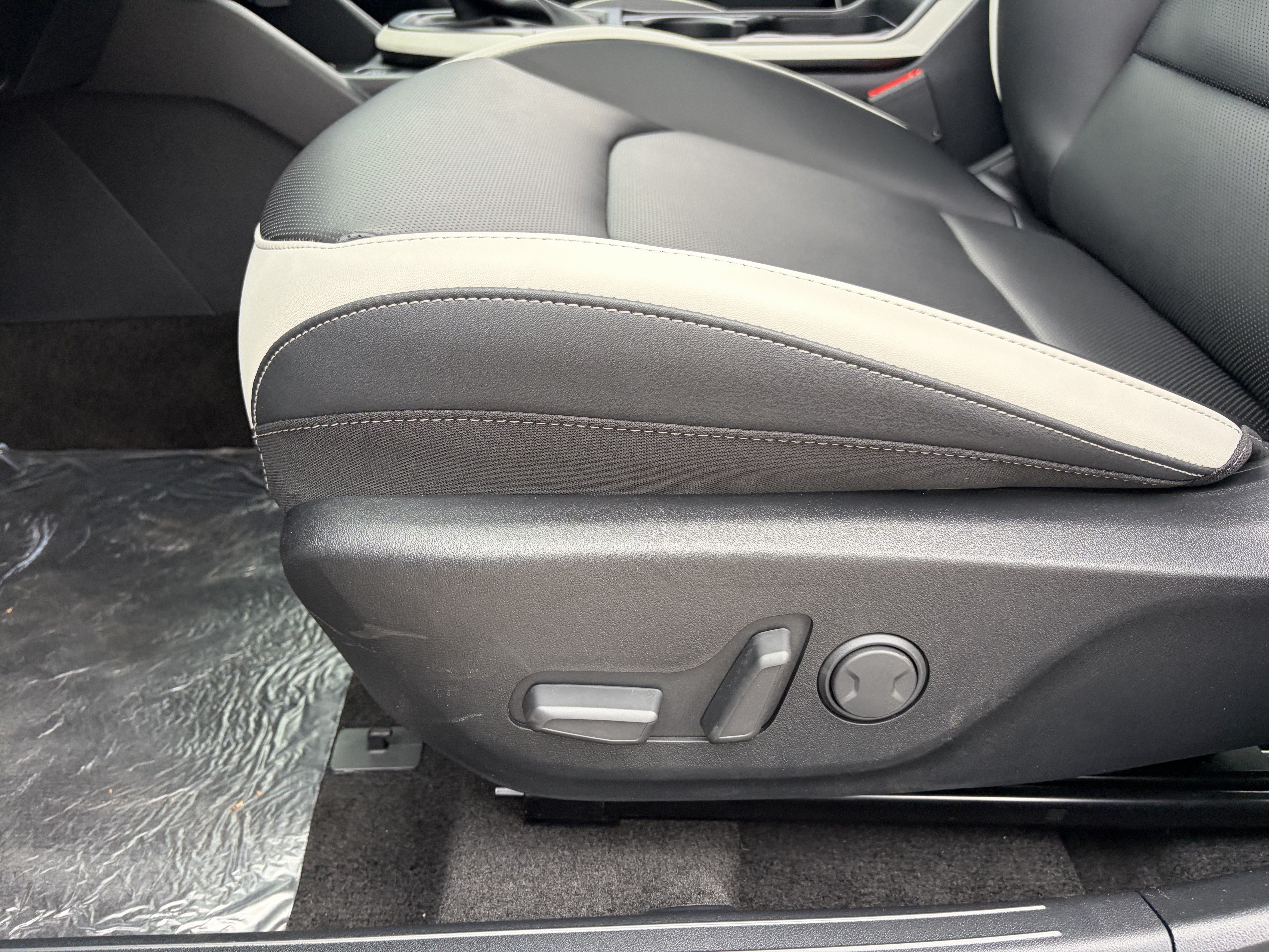 New 2026 Kia K4 GT-Line Turbo w/ GT-Line Premium Package FWD image 19
