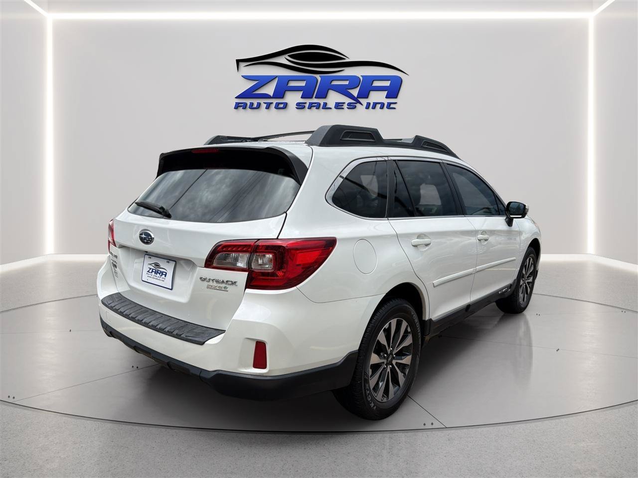 Used 2015 Subaru Outback 2.5i Limited AWD/4WD image 7