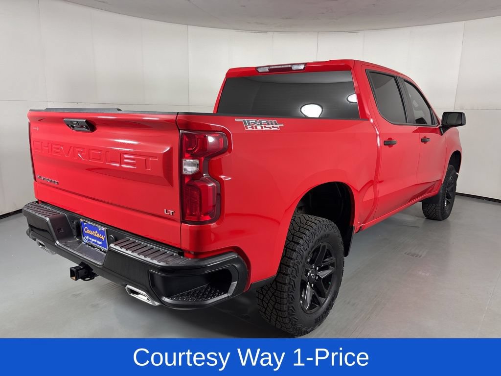 Used 2024 Chevrolet Silverado 1500 LT Trail Boss AWD/4WD image 11