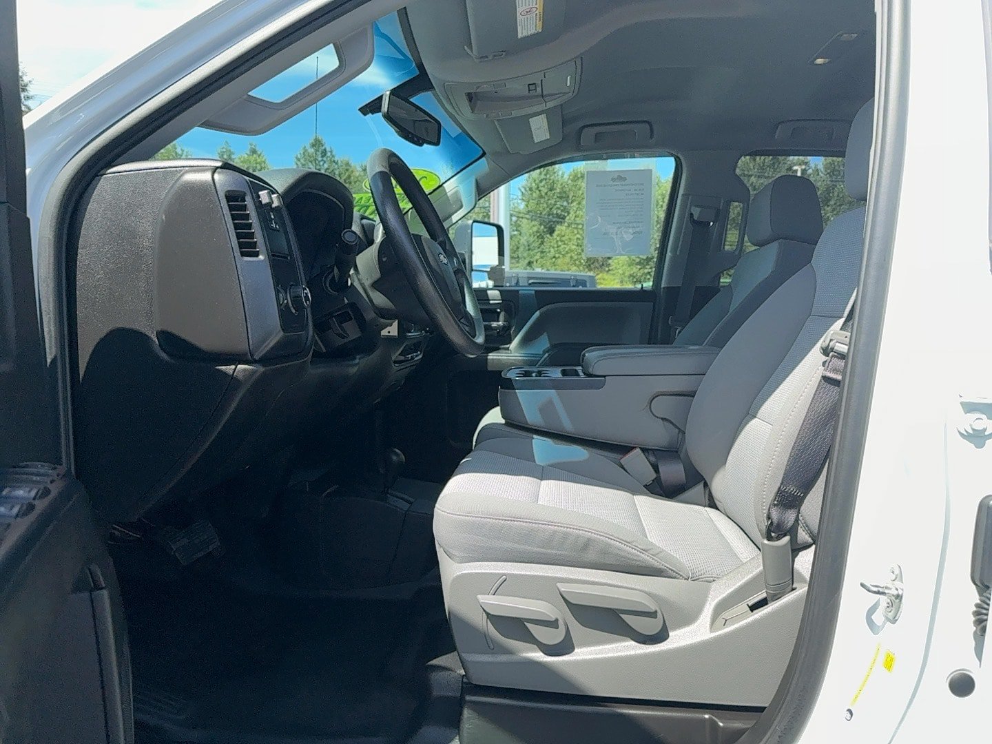 Used 2017 Chevrolet Silverado 2500 W/T w/ WT Convenience Package AWD/4WD image 9