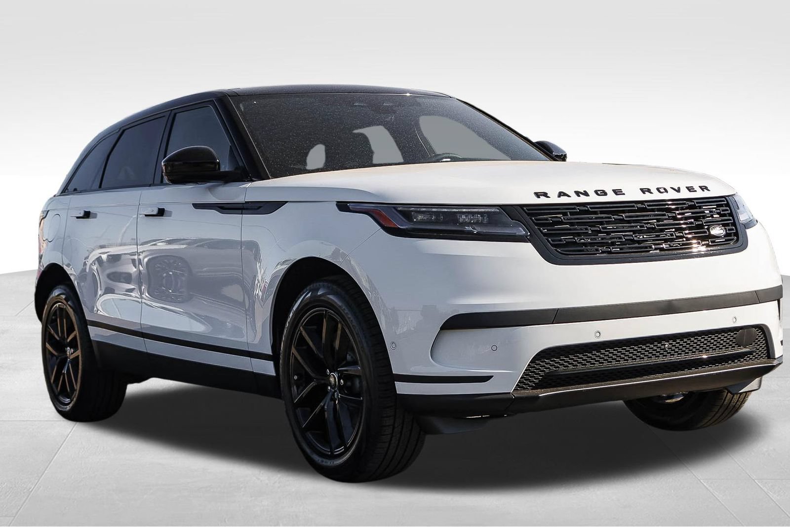 New 2026 Land Rover Range Rover Velar S AWD/4WD image 3