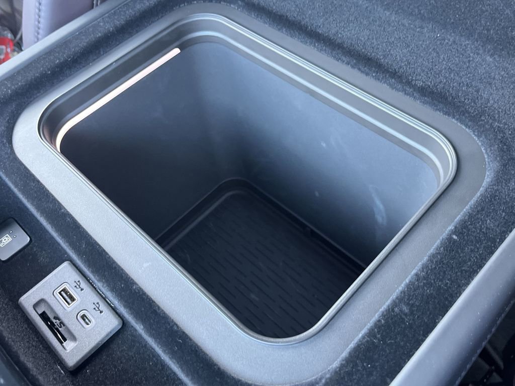 Used 2023 Cadillac Escalade Premium Luxury Platinum image 54