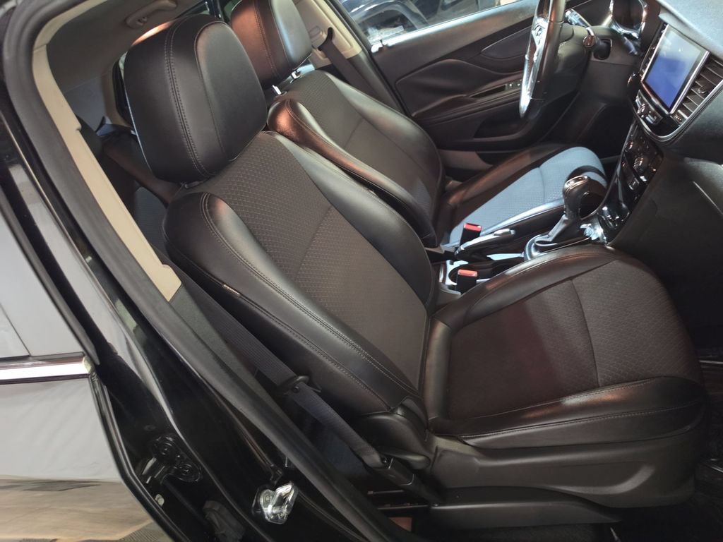 Used 2019 Buick Encore Preferred FWD image 24