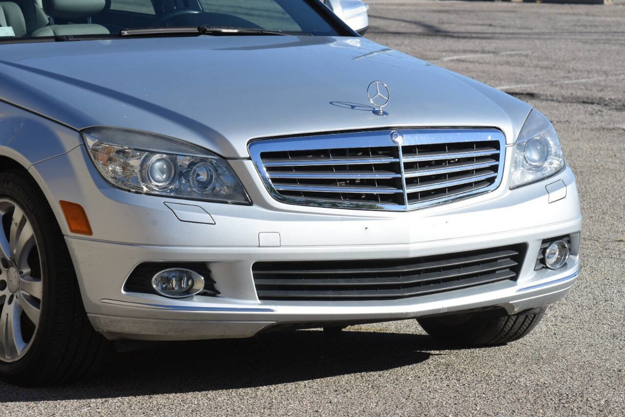 Used 2008 Mercedes-Benz C 300 4MATIC Sedan image 9
