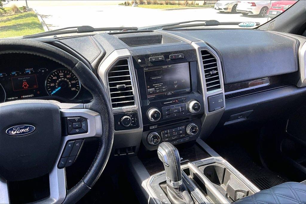 Used 2015 Ford F150 Platinum w/ Equipment Group 701A Luxury AWD/4WD image 8
